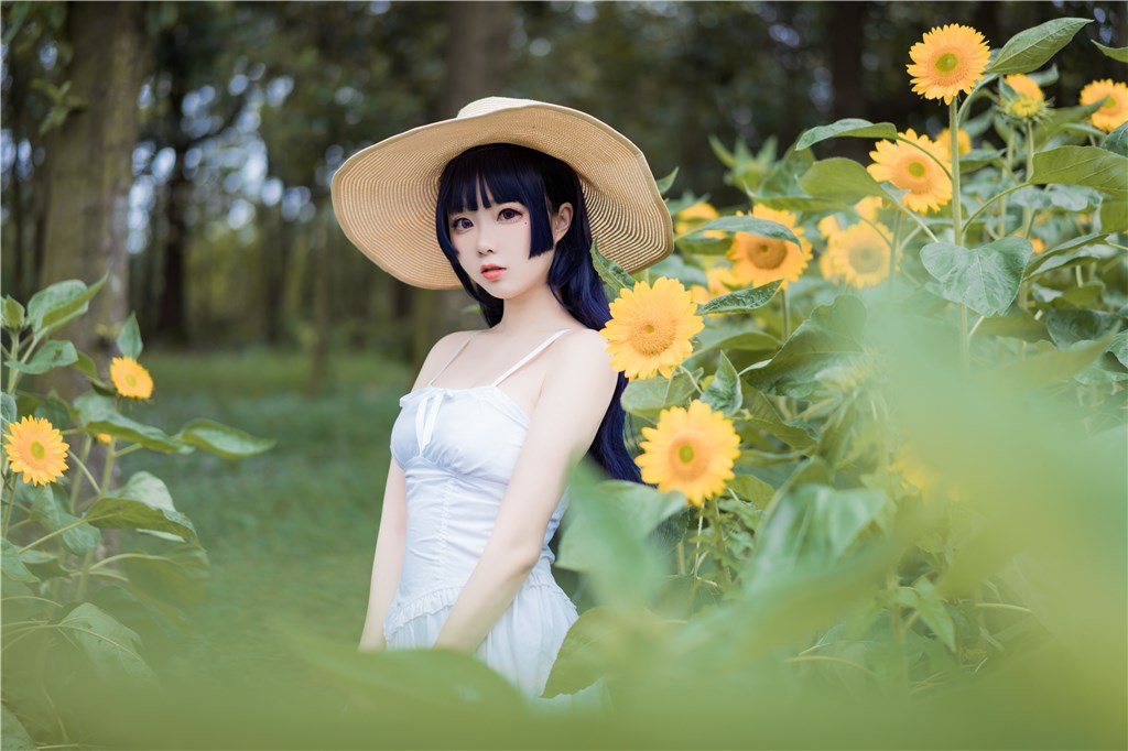 海角社区最新:沙滩派对后,偶像间那不经意的眼神交流令人心动